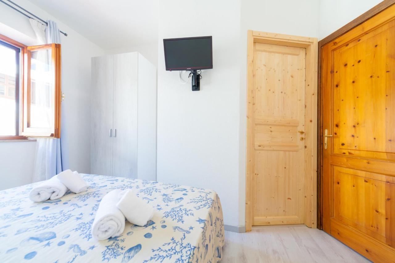 גולפו אראנצ'י Brezza B&B מראה חיצוני תמונה