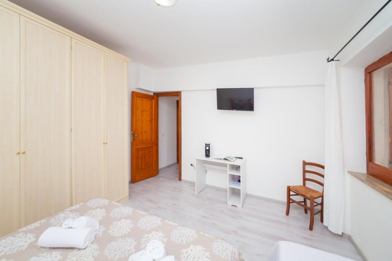 גולפו אראנצ'י Brezza B&B מראה חיצוני תמונה